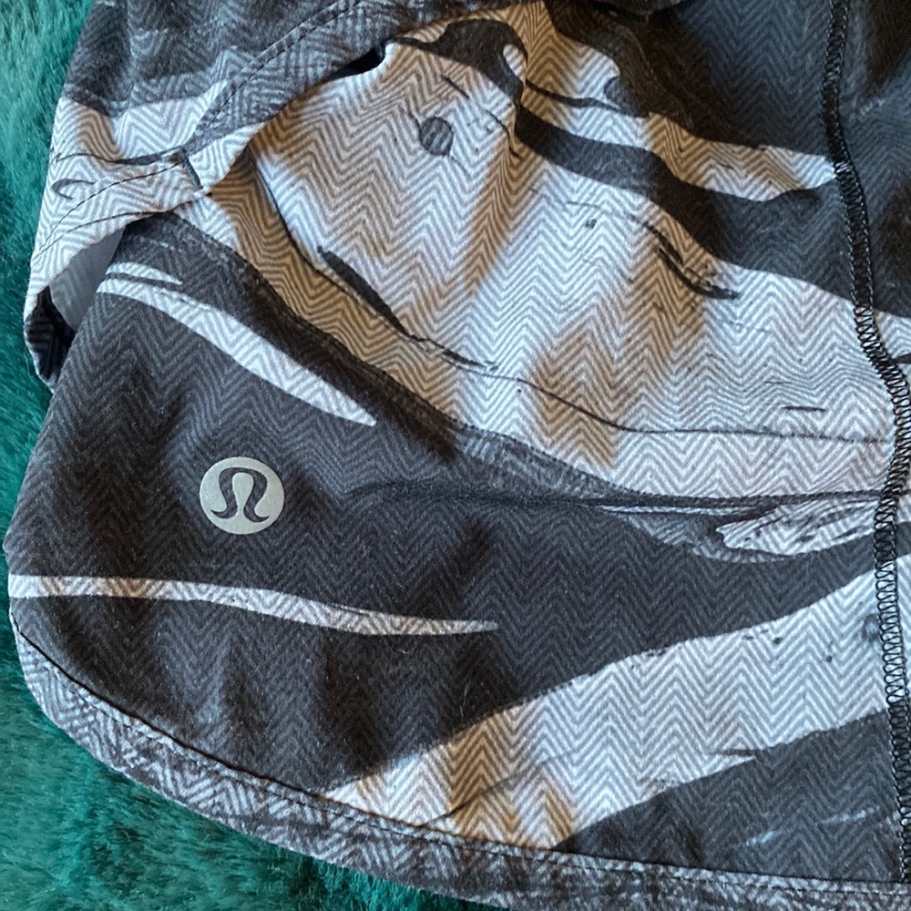 Lululemon Speed Short - Picture 5 of 6